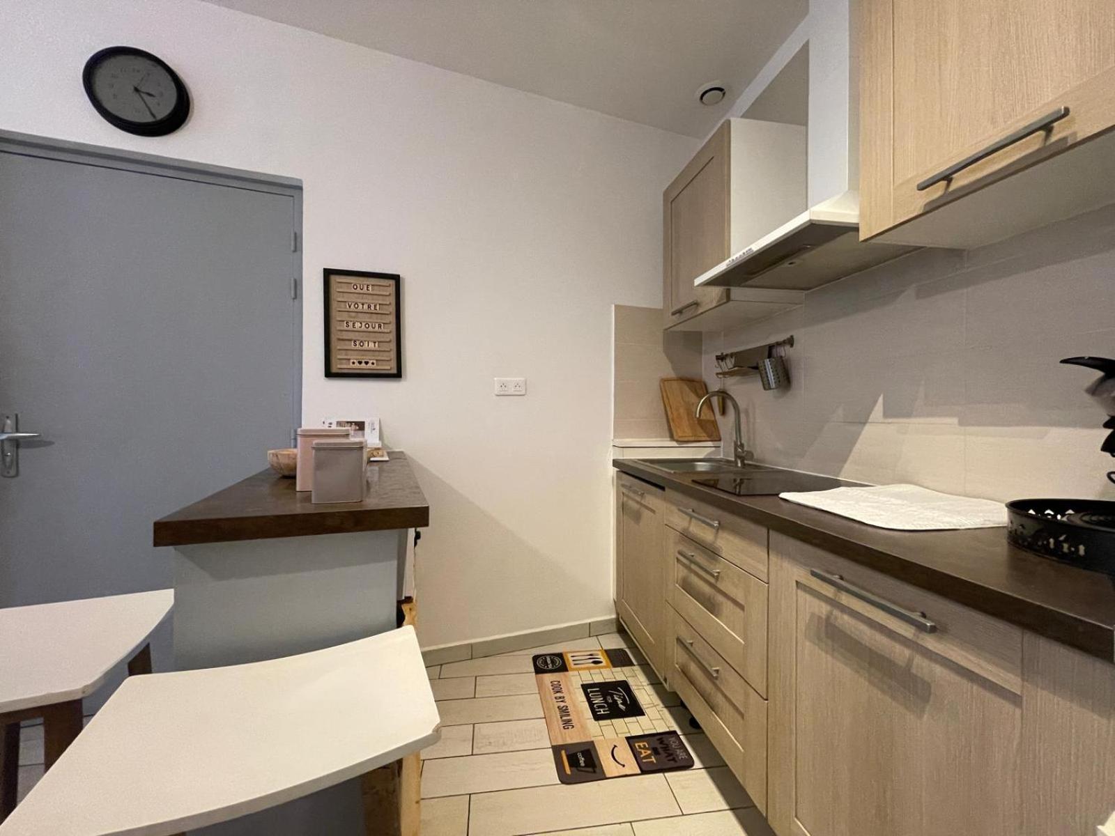 Joli Appartement Hypercentre T2, Classe Meuble De Tourisme 3 Avec Parking Gratuit Béziers Zewnętrze zdjęcie