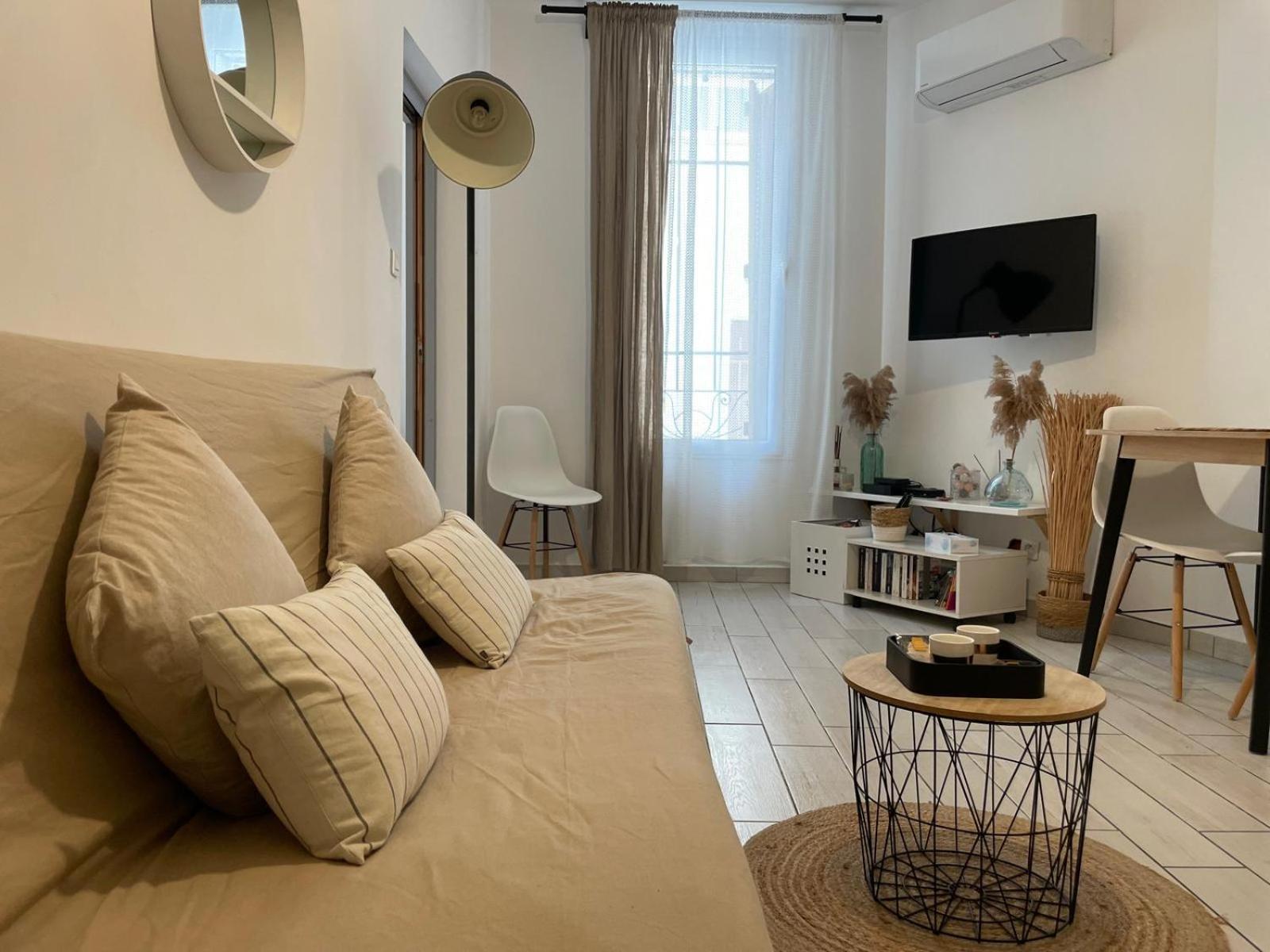 Joli Appartement Hypercentre T2, Classe Meuble De Tourisme 3 Avec Parking Gratuit Béziers Zewnętrze zdjęcie