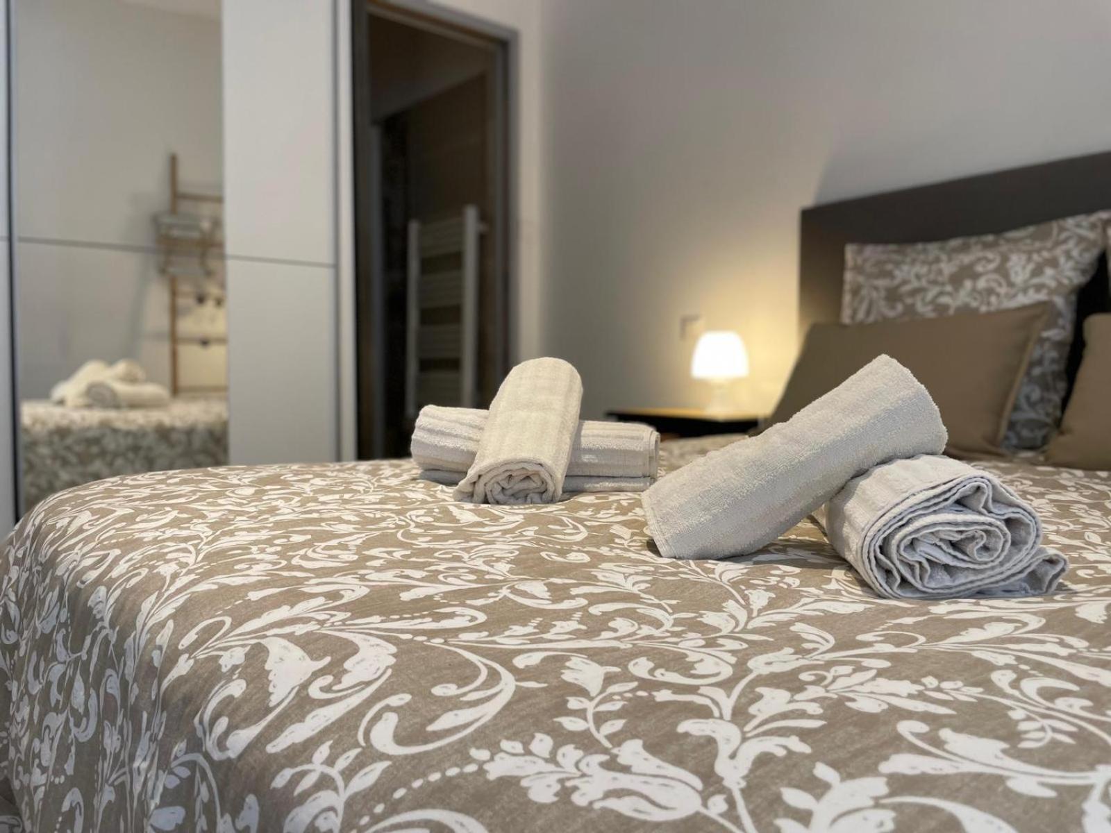 Joli Appartement Hypercentre T2, Classe Meuble De Tourisme 3 Avec Parking Gratuit Béziers Zewnętrze zdjęcie